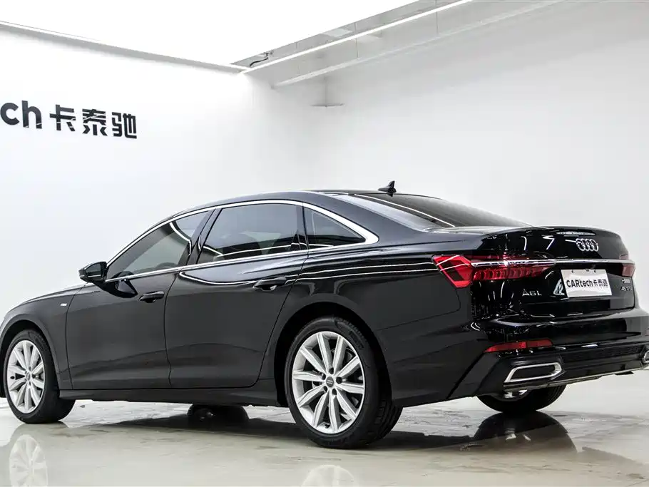 Audi A6L 2021 45 TFSI Exclusive Sport фото 7