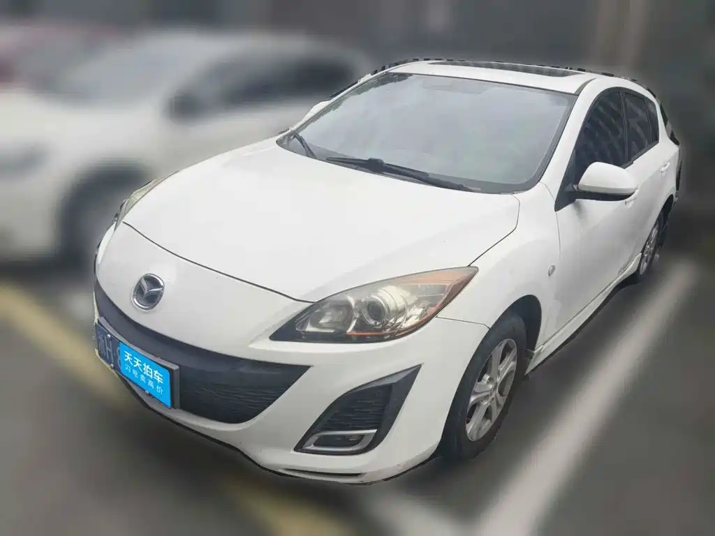 Фото 1 - Mazda Mazda3 Axela