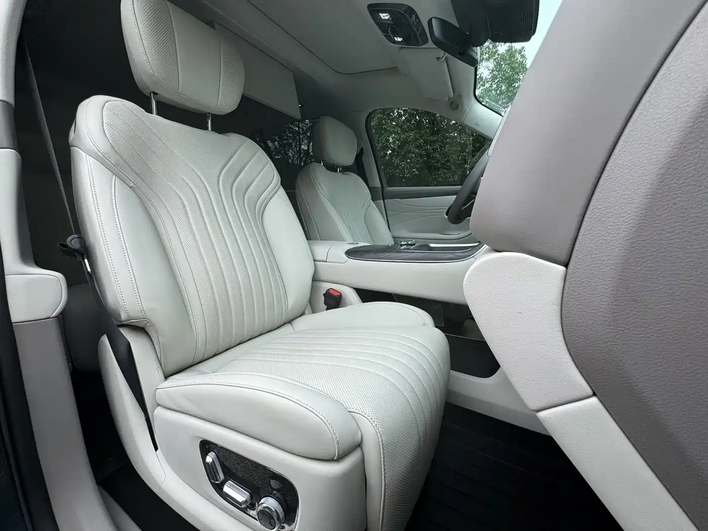Geely Galaxy Galaxy M9 2026 2025 Model 230km 2WD Explorer+ Edition
