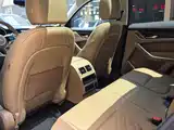 Фото 10 - Jaguar F-PACE