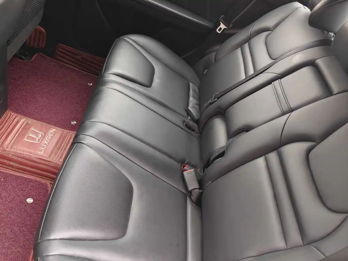 LUXGEN EXCELLENT 6 SUV