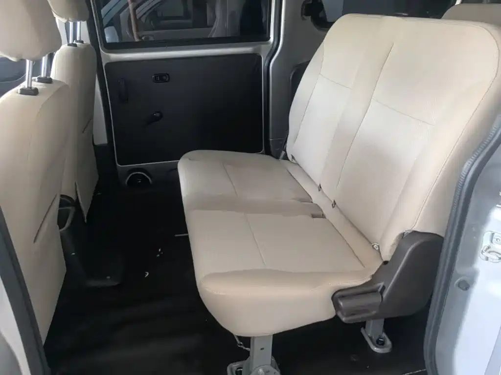 Wuling Motors Wuling Hongguang V 2024 2022 1.5L Power Take Edition Electric Power Steering LAR