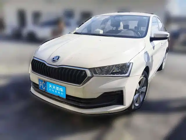 Škoda Rapid 2020 1.5L Manual Standard — фото 1