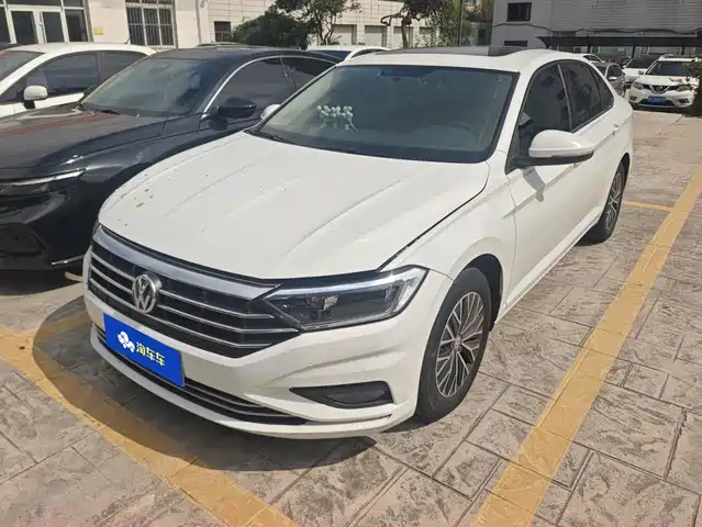 Volkswagen Sagitar 2019