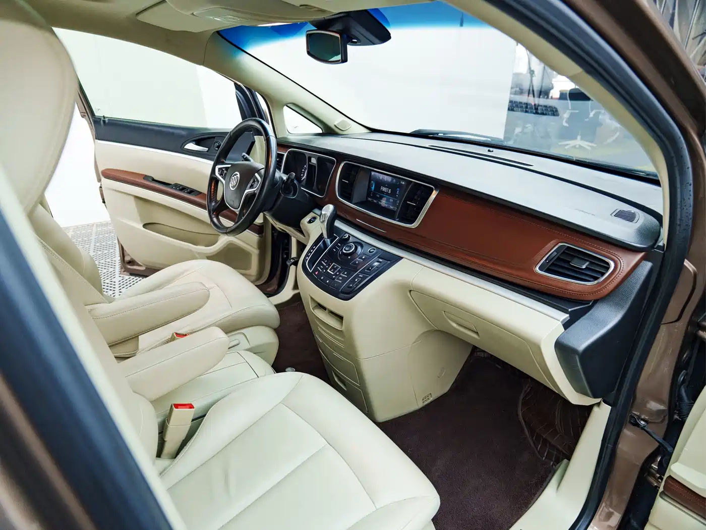 Buick GL8 2018 28T Premium Model China VI фото 11