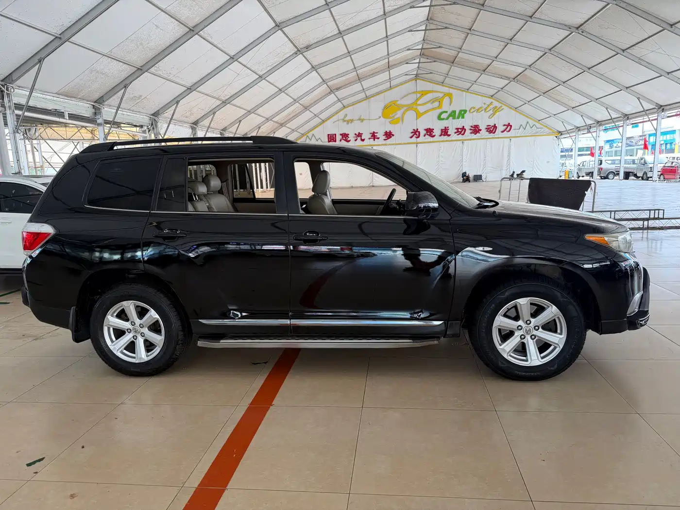 Фото 7 - Toyota Highlander