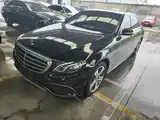 صورة 2 - Mercedes-Benz E-Class