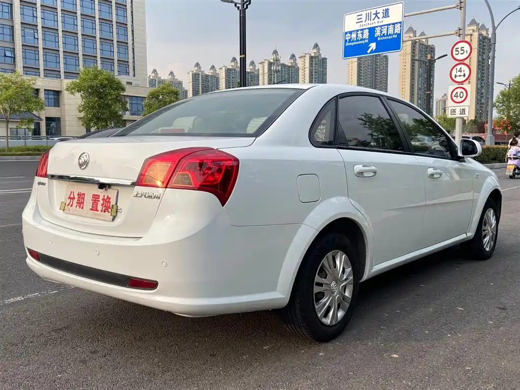Buick Excelle 2015 1.5L Manual Classic фото 12