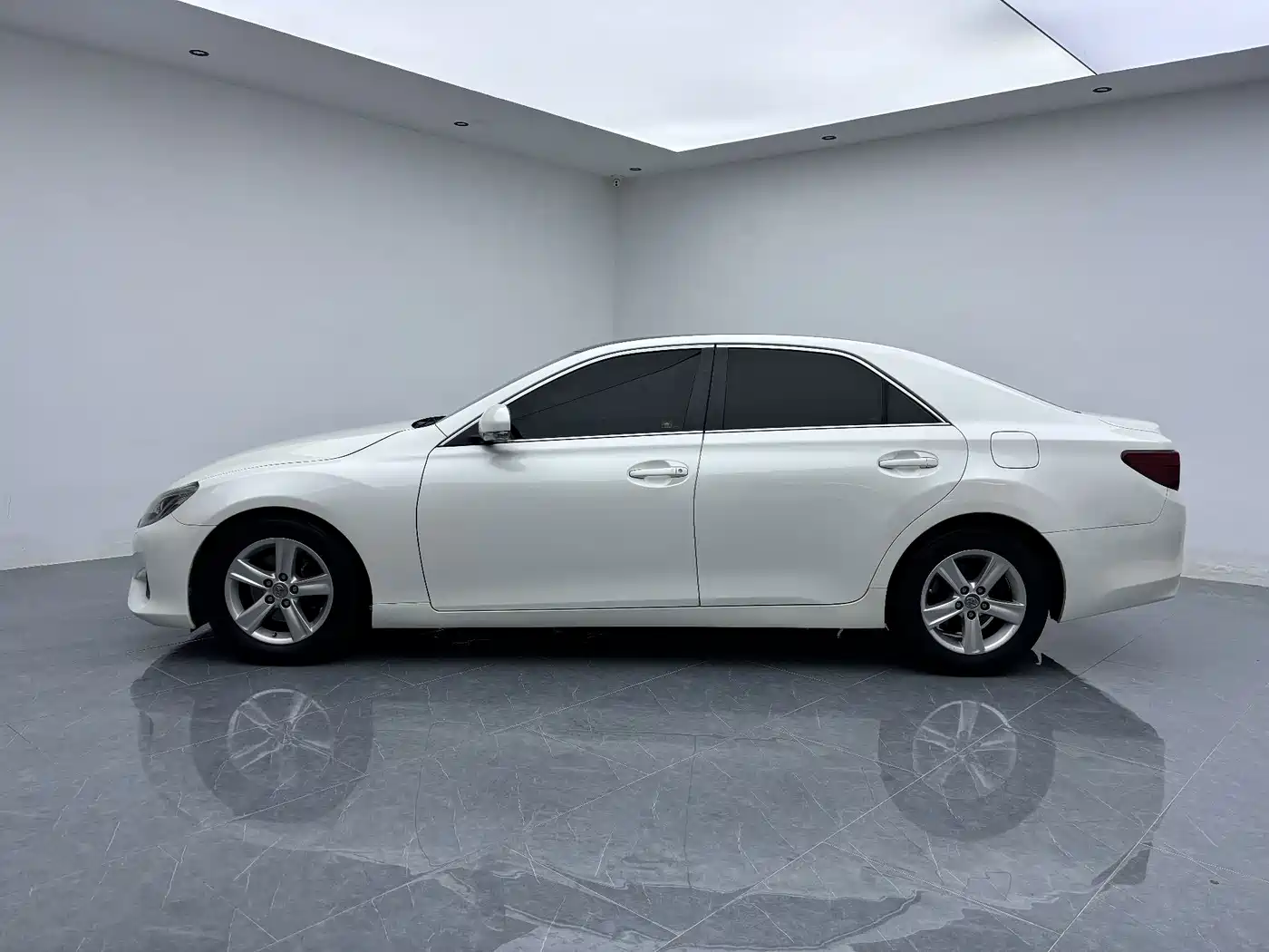 Toyota Reiz 2016 2013 2.5S Elite Edition