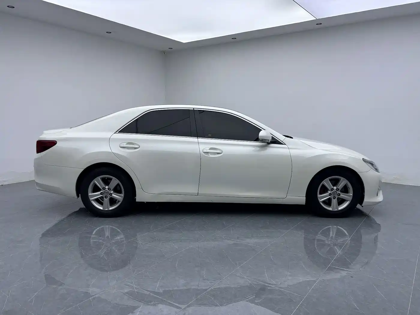 Toyota Reiz 2016 2013 2.5S Elite Edition
