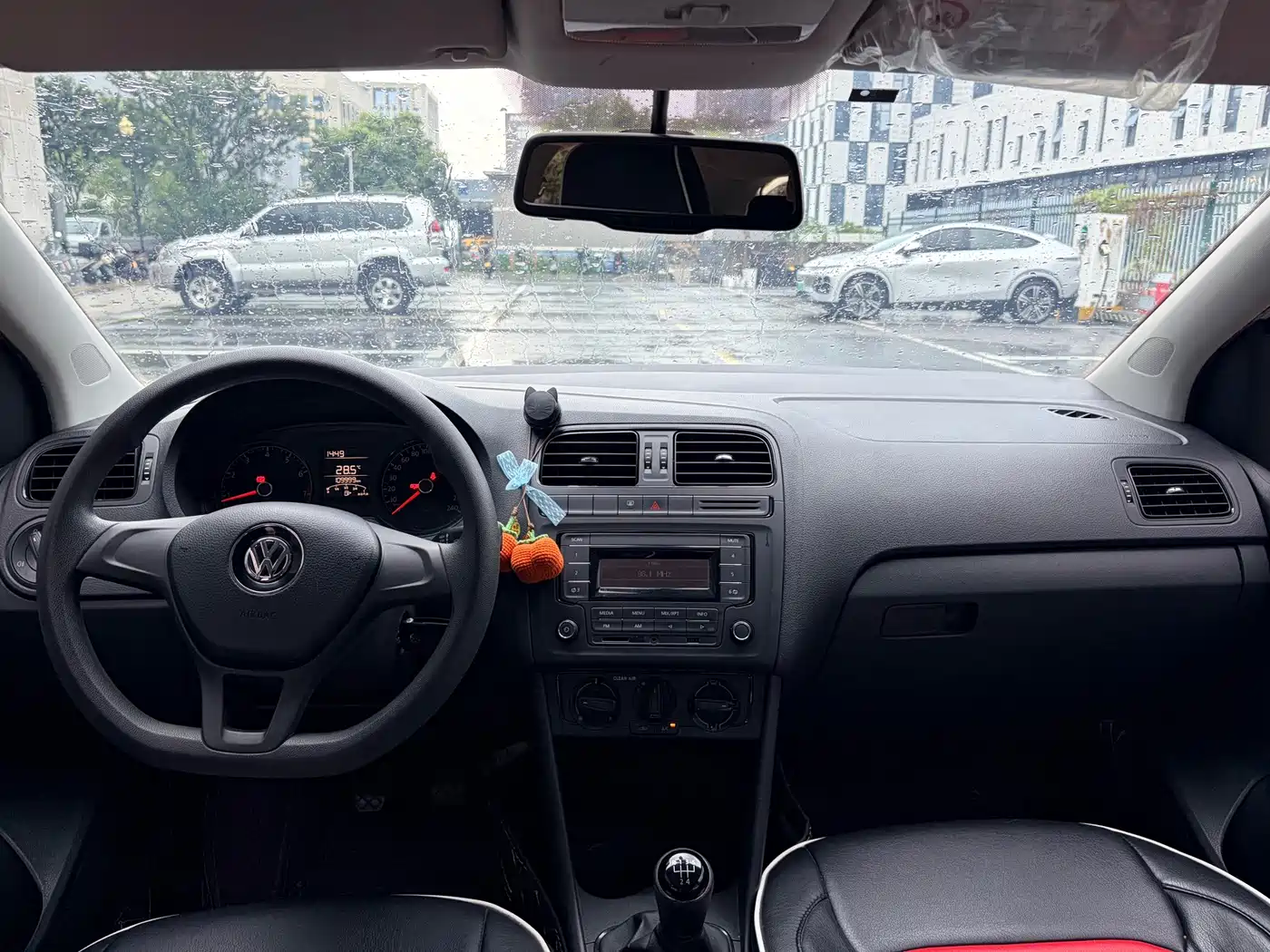 Фото 9 - Volkswagen Polo