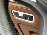 Фото 19 - BMW X7