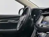 Фото 22 - Cadillac XT5