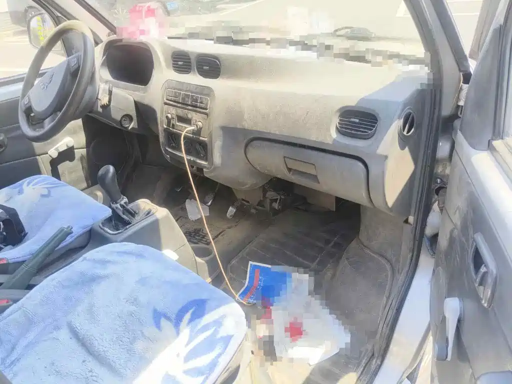 Wuling Motors Wuling Zhiguang 2014 2013 1.0L Practical