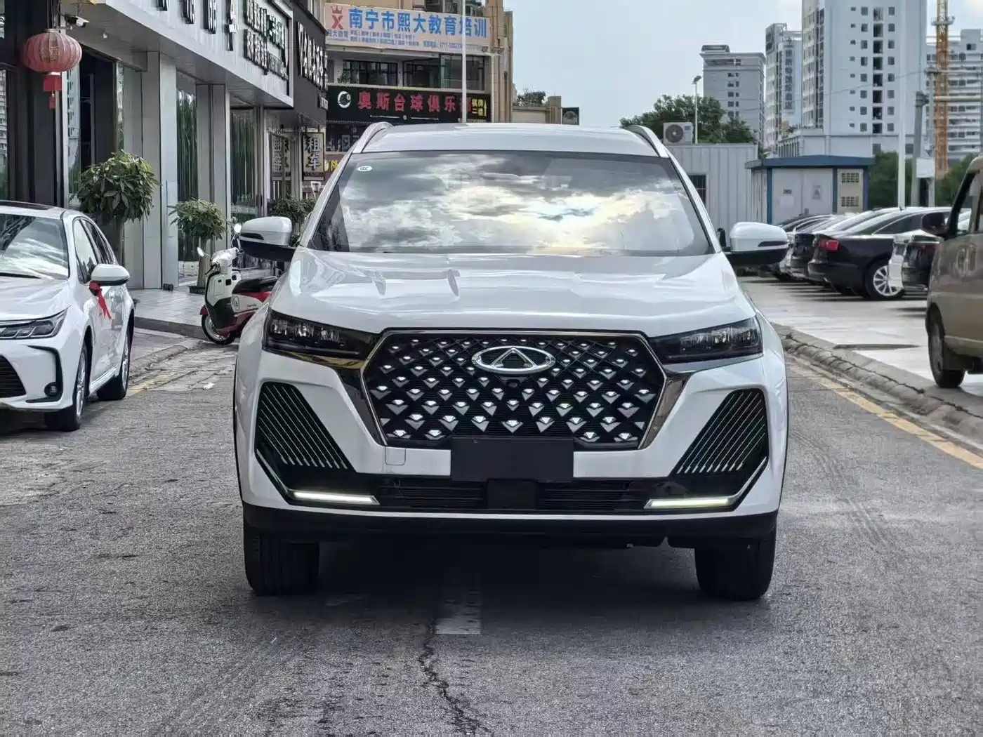 Chery Tiggo 7 2026 2025 Excellence 1.5T CVT Luxury Edition