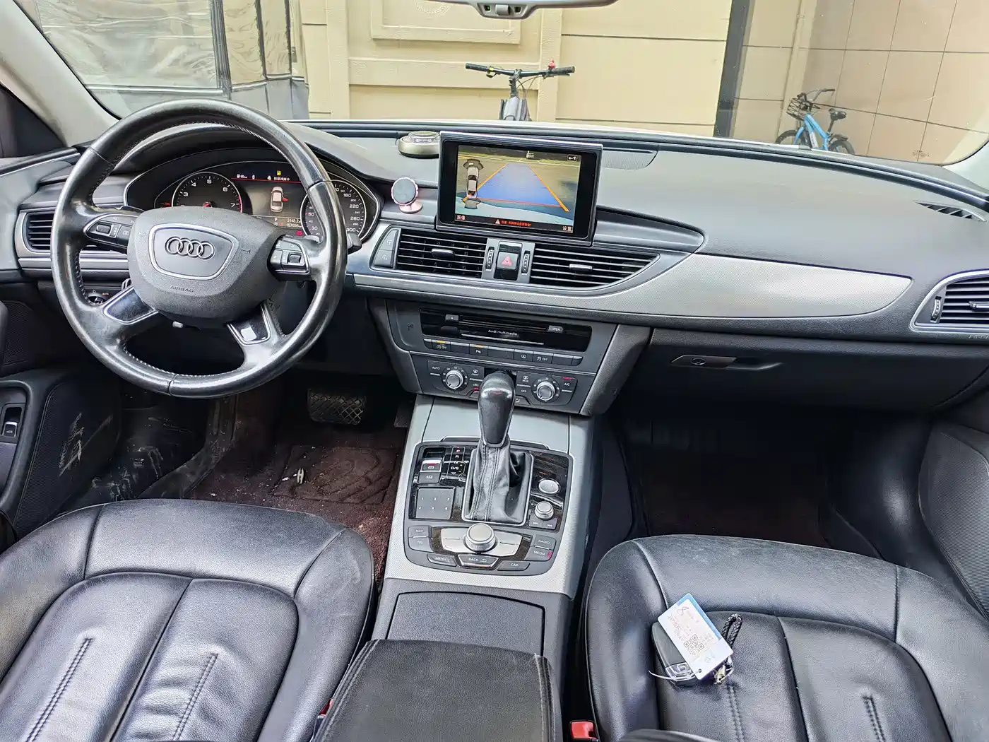 Photo 6 - Audi A6L