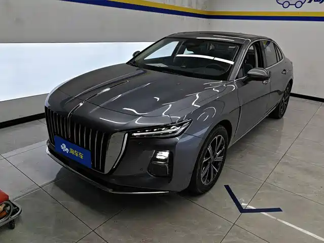 Hongqi H5 PHEV 2025