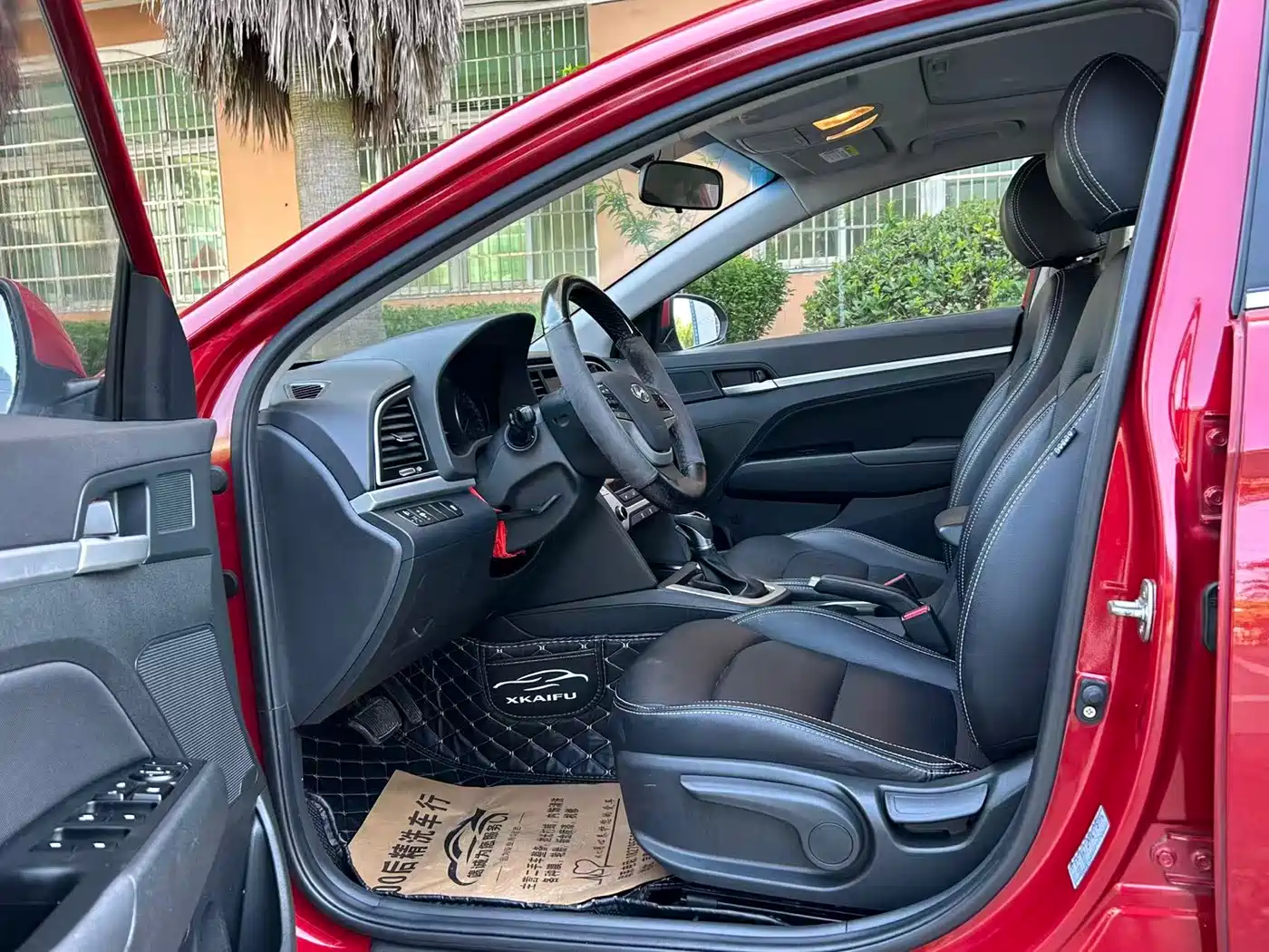 Hyundai Elantra 2018 1.6L Automatic 15th Anniversary Special Edition фото 7