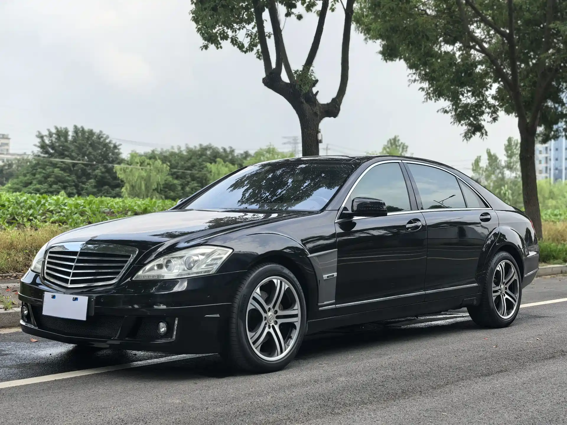 Фото 1 - Brabus S-Class