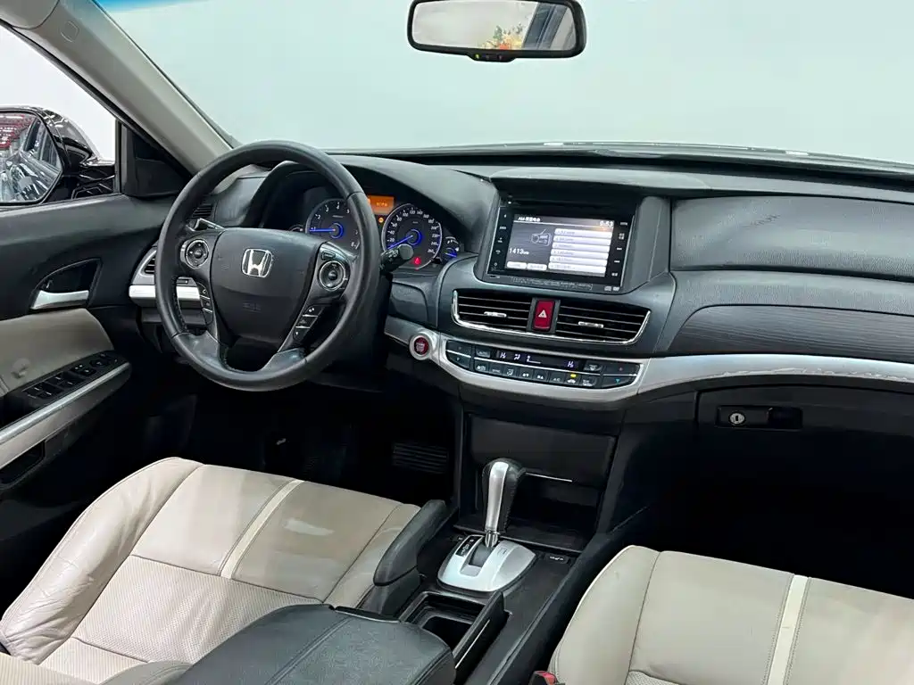 Honda Crosstour 2015 2014 2.4L Luxury Navigation Edition