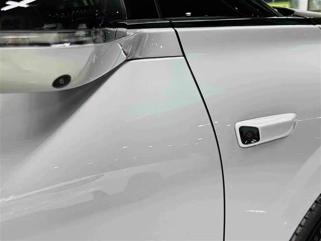 Li Auto i6 2026 2025 4WD Base Model