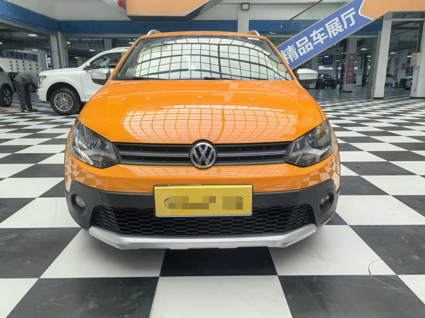 Volkswagen Polo 2012 1.6L Cross Polo AT