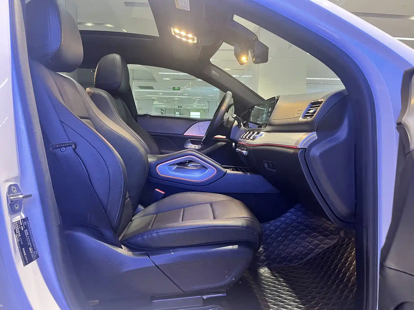 Mercedes-Benz GLE Coupe 2020 GLE 450 4MATIC Coupe SUV Fashion фото 8