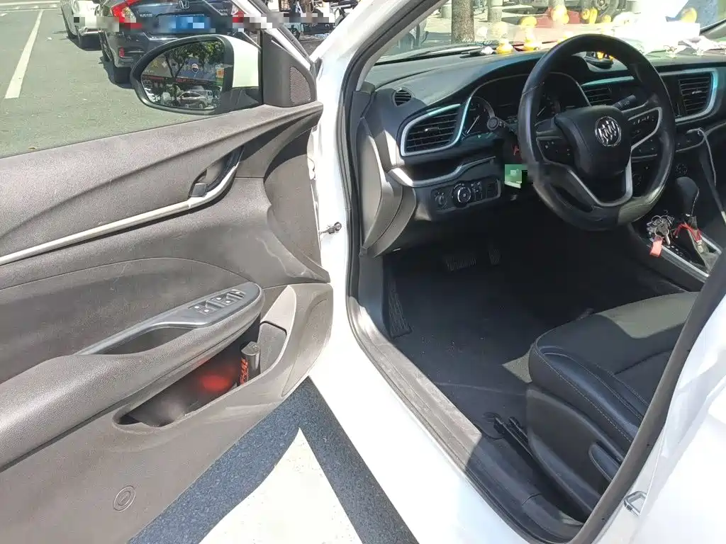 Фото 12 - Buick Excelle