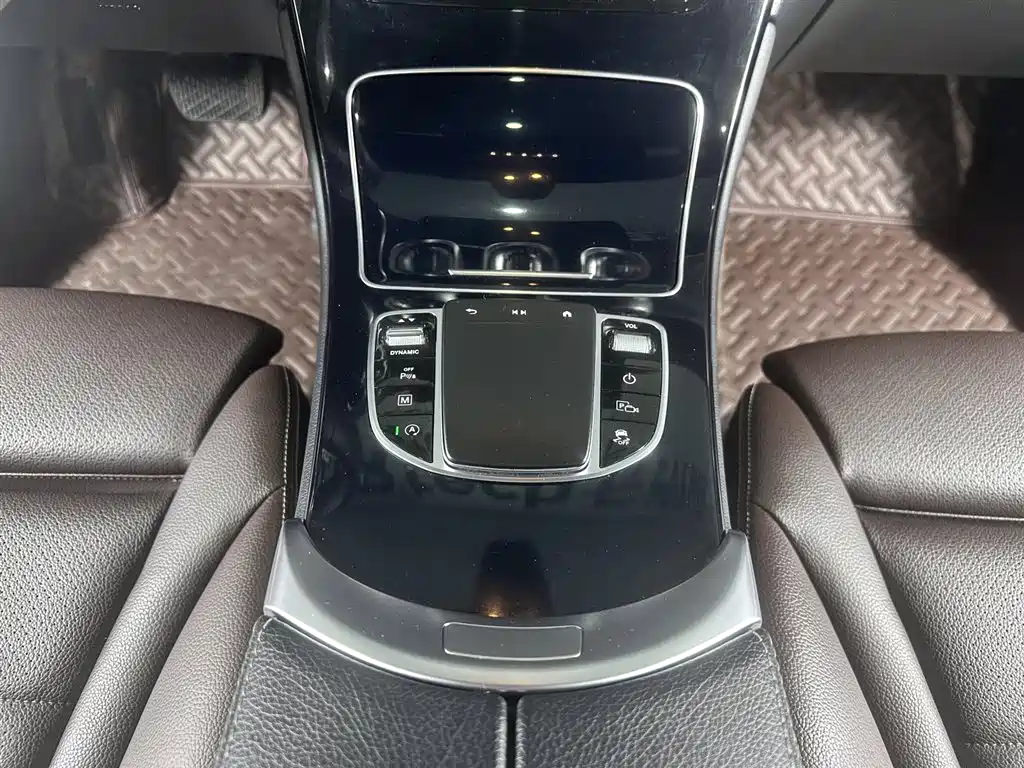 Mercedes-Benz GLC 2022 Facelift III GLC 260 L 4MATIC Dynamic фото 11