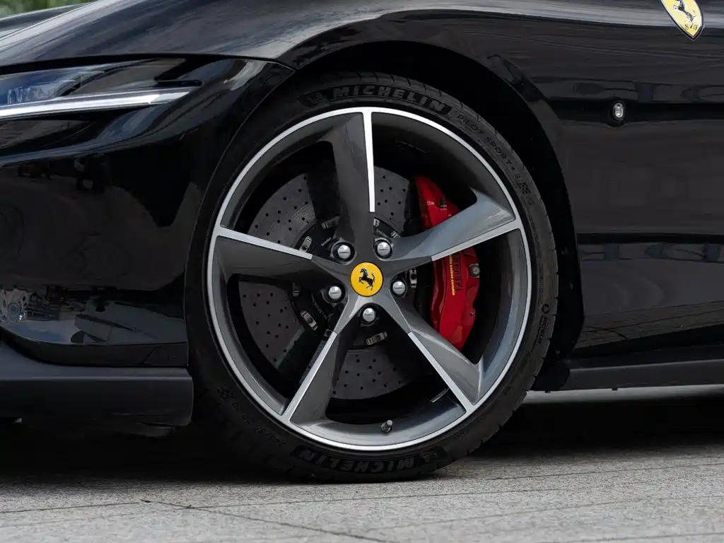 Ferrari Roma 2021 2020 3.9T V8