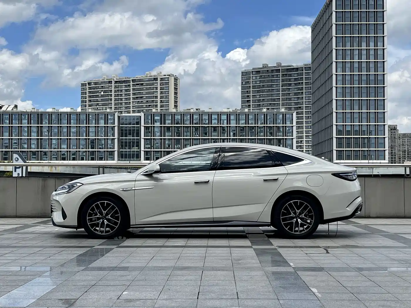 BYD Seal 2024 2023 DM-i 1.5L 121km Luxury