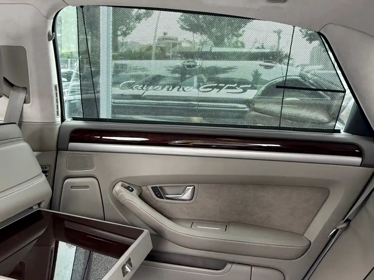 Audi A8 2006 2006 A8L 6.0 W12 quattro Flagship