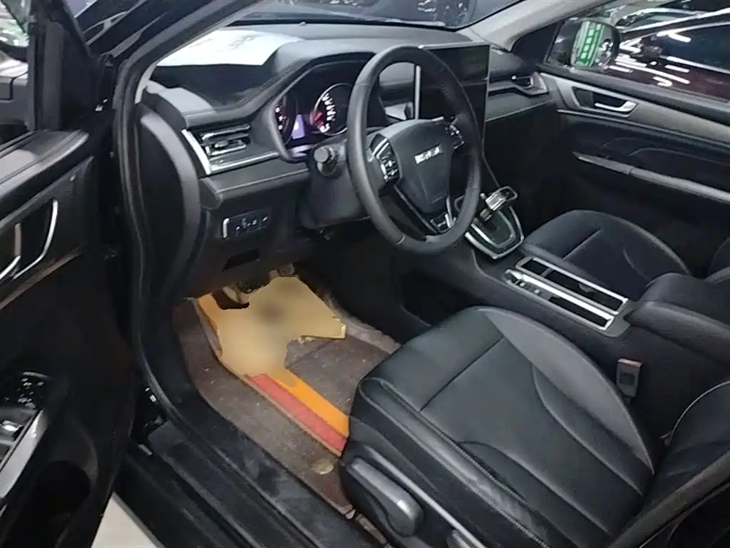 Haval M6 2023 PLUS 1.5T DCT Luxury Smart Connect фото 16