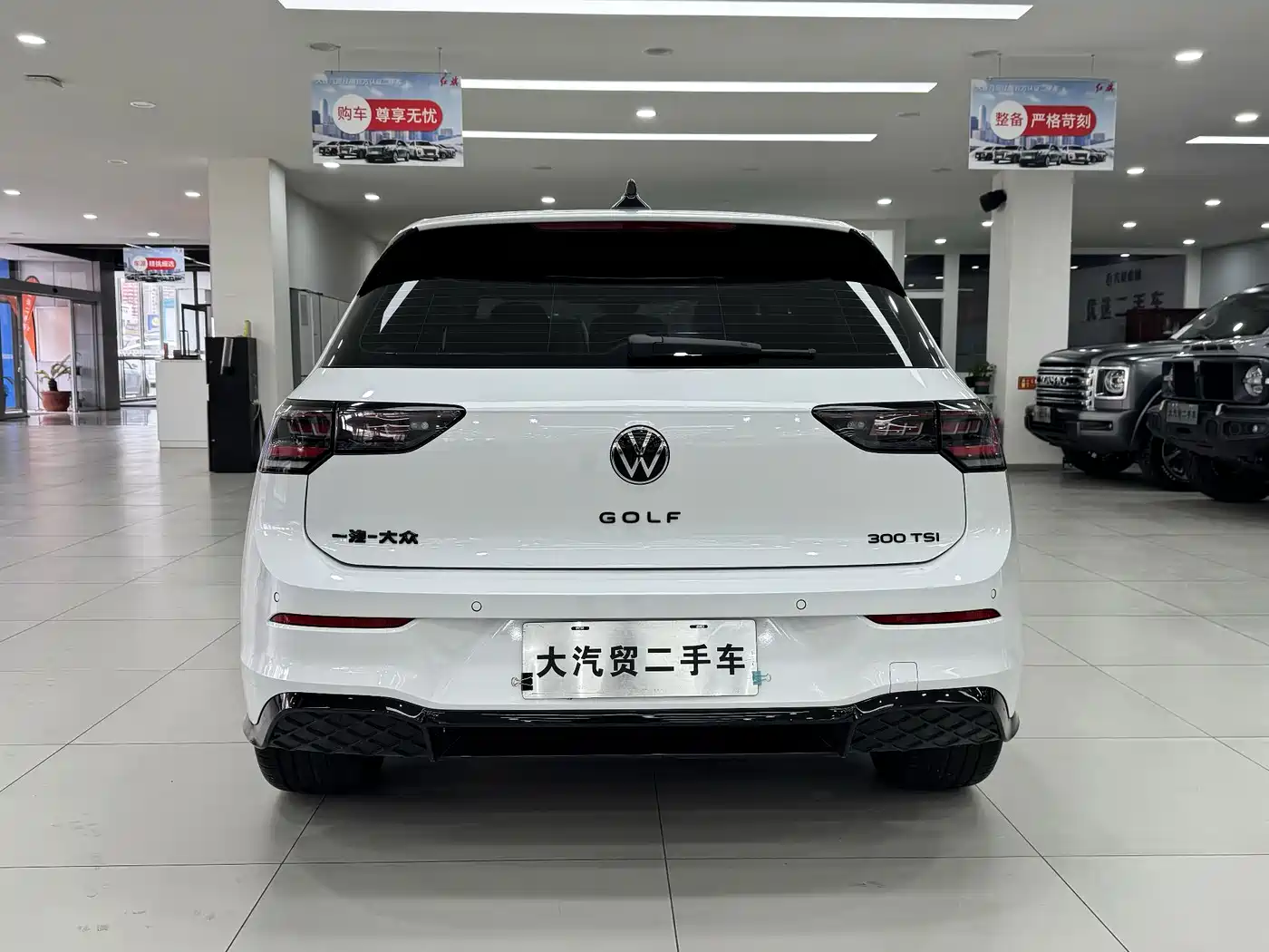 Volkswagen Golf 2023 Model 280TSI DSG R-Line фото 4