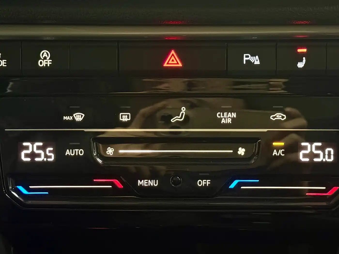 Volkswagen T-ROC 2021 Facelift 280TSI DSG 2WD Comfort Smart Connect Edition фото 5
