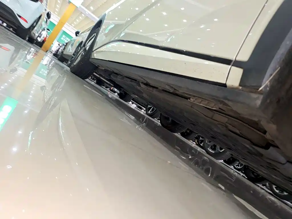 Фото 21 - BYD Dolphin