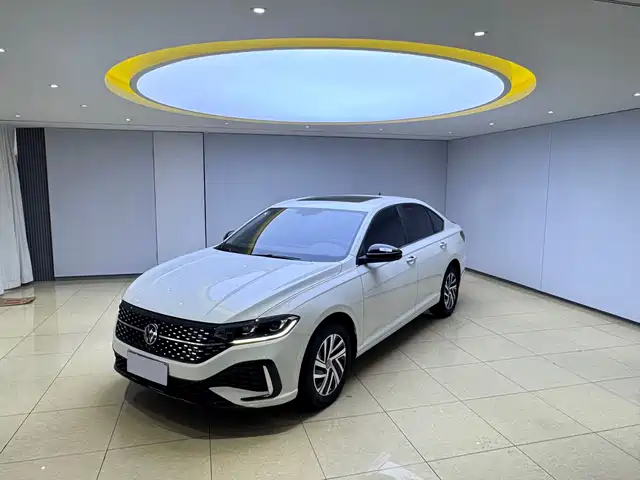 Volkswagen Lavida 2023 280TSI DSG Starlight Comfort Edition — фото 3