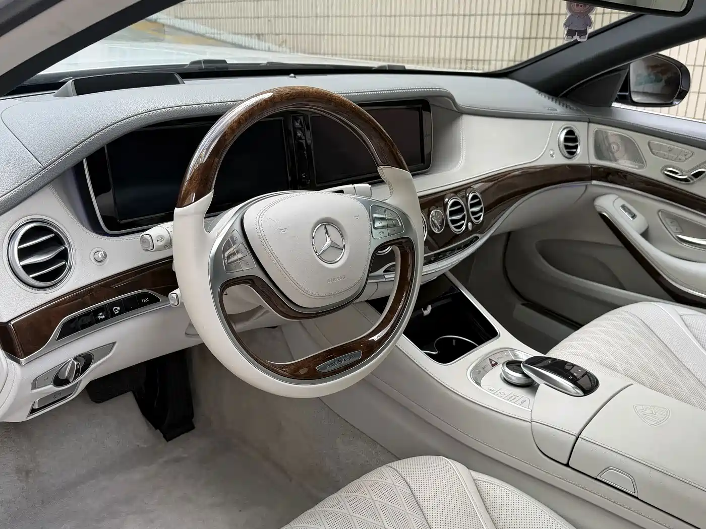 Mercedes-Benz Maybach S-Class 2016 2016 S 400 4MATIC