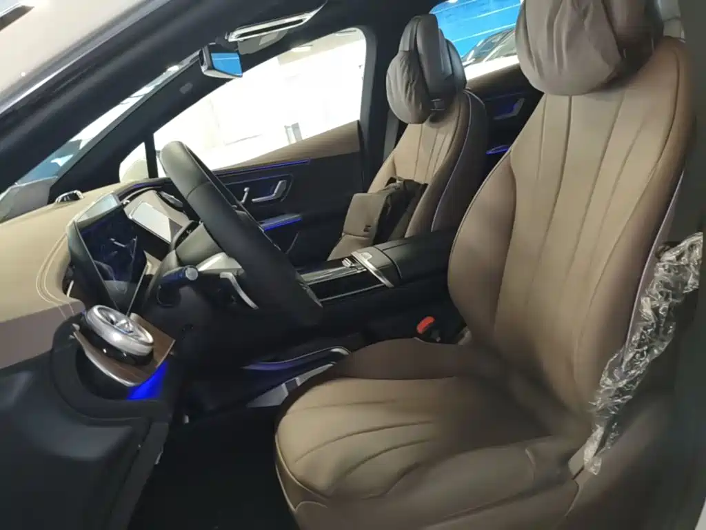 Mercedes-Benz EQE 2025 2025 Model 500 4MATIC Luxury Edition