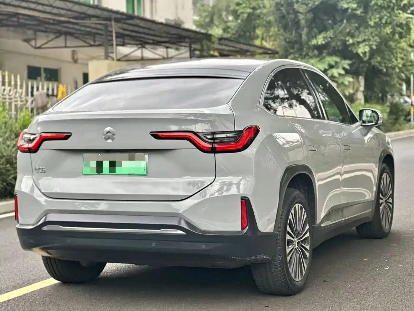 Фото 3 - NIO EC6