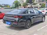 Фото 4 - Geely Preface