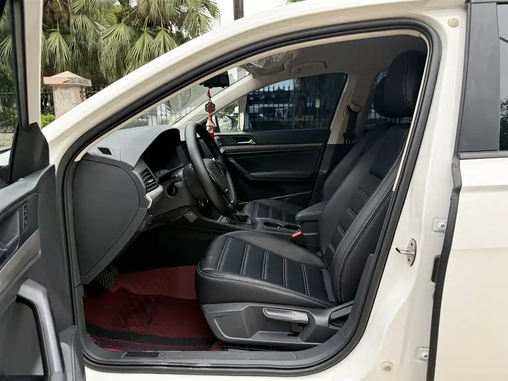 Volkswagen Lavida 2021 1.5L Automatic Trend Edition фото 4
