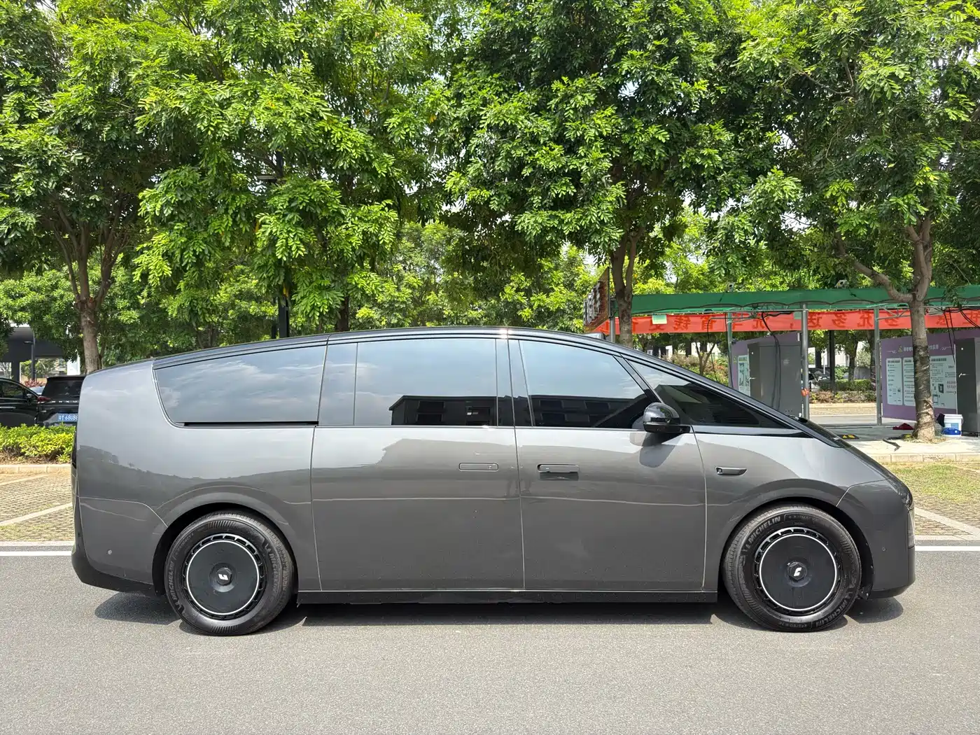 Li Auto MEGA 2024 2024 Ultra