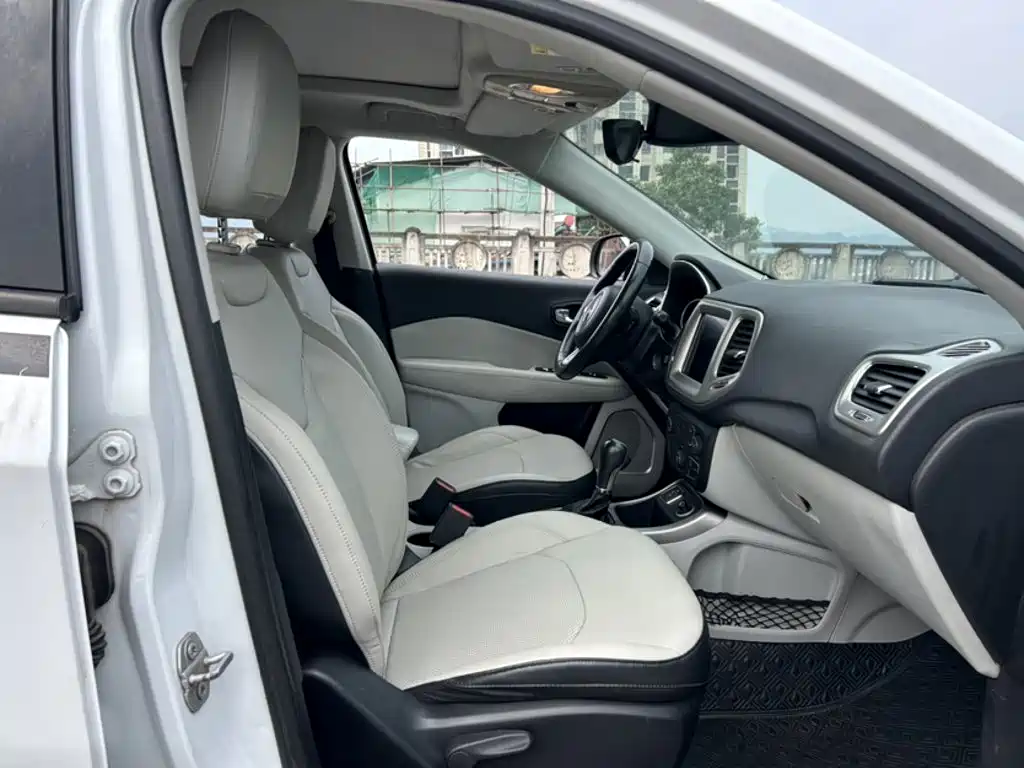 Jeep Compass 2017 2017 200T Automatic Family Edition
