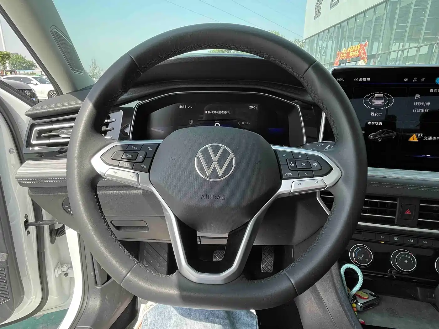 Volkswagen Sagitar 2025 300TSI DSG Surpass Edition фото 8