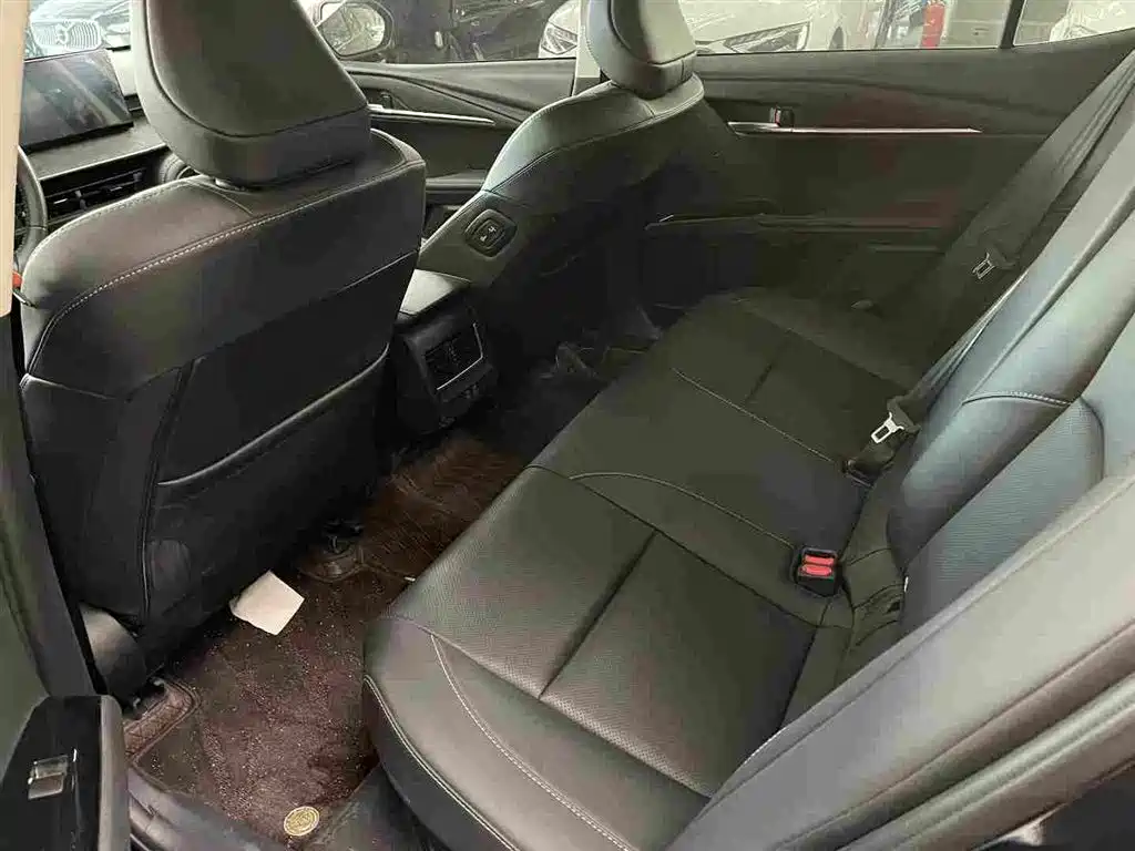 Toyota Camry 2025 Dual Engine 2.0HG Glory Edition фото 3