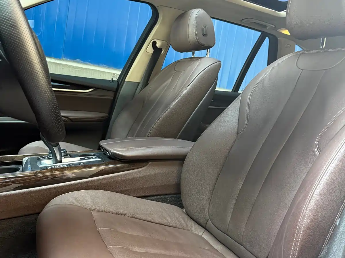 Фото 6 - BMW X5 (Import)