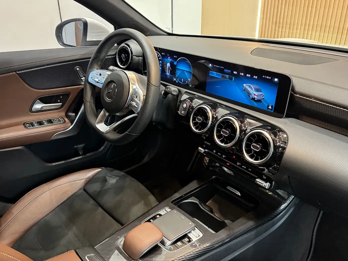 Mercedes-Benz A-Class 2019 A 200 L Sport Sedan фото 11