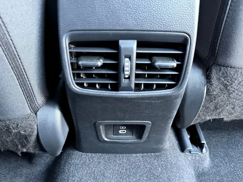 Toyota Levin 2024 2023 Smart Hybrid 1.8L Leading Edition