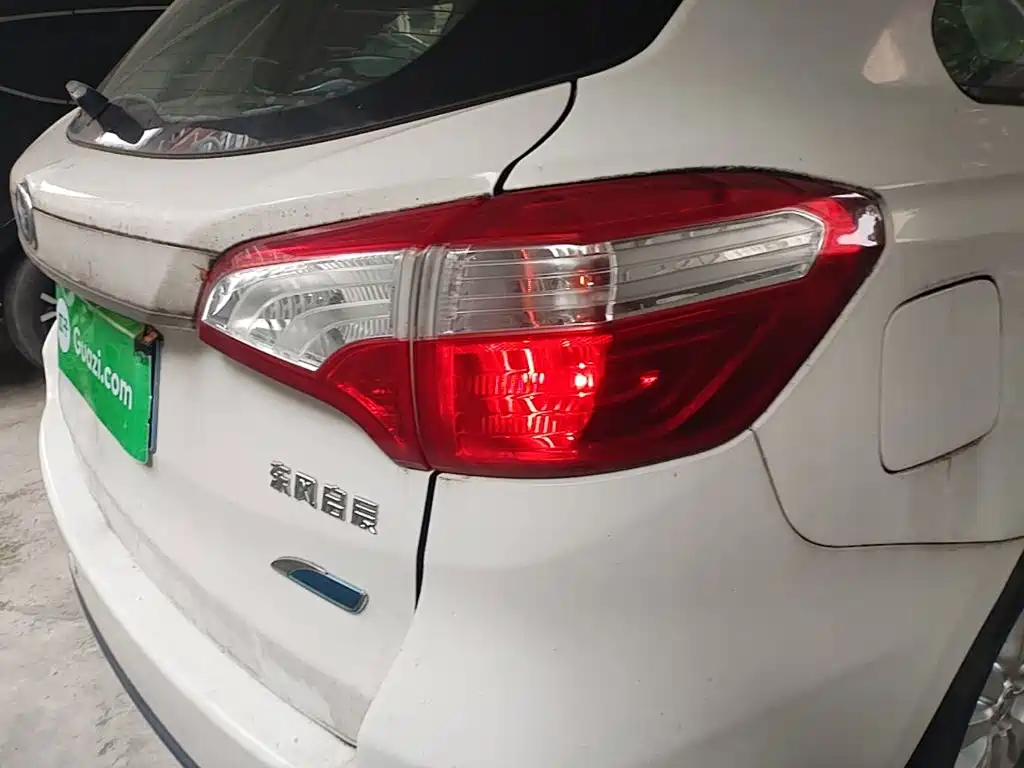 Venucia T70 2017 2016 2.0L CVT Rui Xing Edition
